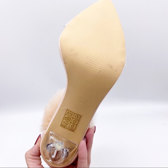 NEW-Miss Lola Nude w Clear Strap Ankle Fur Heels 7.5 - Picture 7 of 9